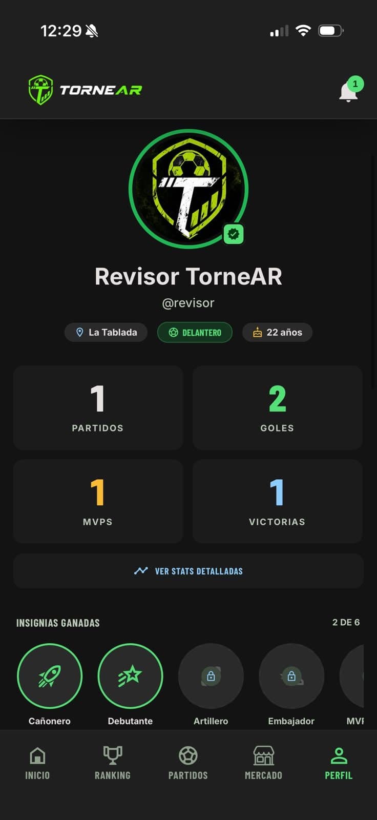 Perfil de jugador en torneAR con partidos, goles, MVPs, victorias e insignias